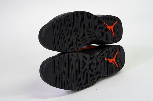 ソールフライ × ナイキ エアジョーダン10 "スーパーボウルLIV" 6枚目