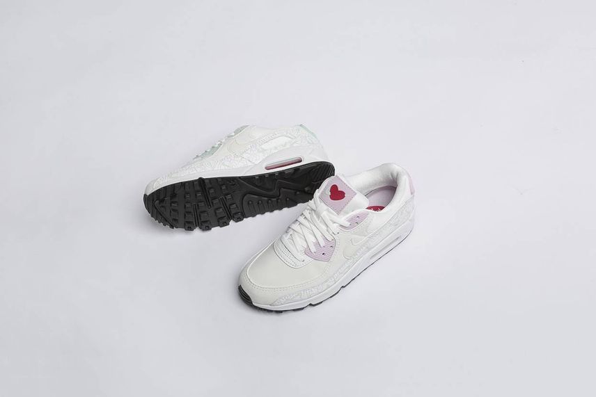 ナイキ ウィメンズ エアマックス90 "バレンタインデー"【2/11発売】