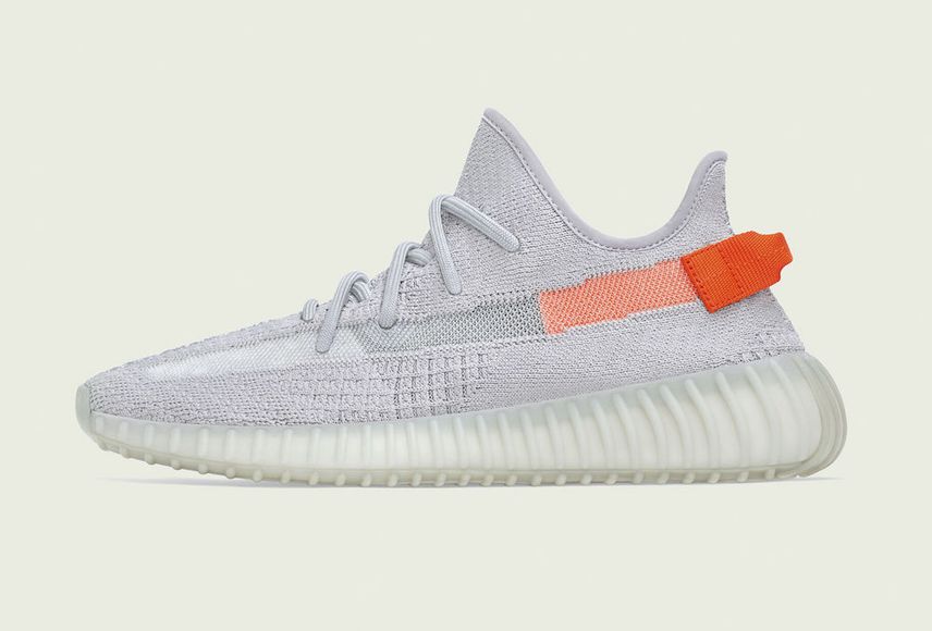 【スニダンで購入可】2/22海外発売 ADIDAS YEEZY BOOST 350 V2 "TAIL LIGHT" 抽選/定価/販売店舗まとめ