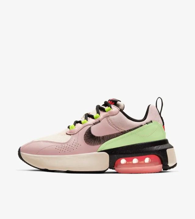 ナイキ ウィメンズ  エアマックス ベローナ "グアバ アイス" 3枚目