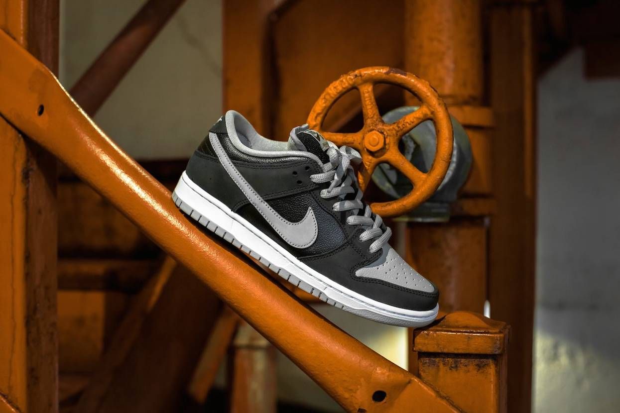 【スニダンで購入可】NIKE SB DUNK LOW "SHADOW" 4枚目