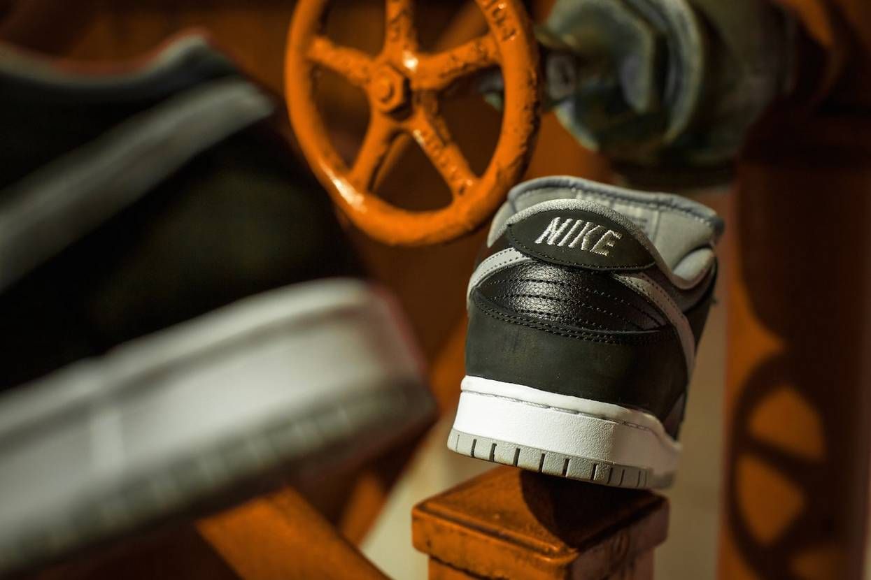 【スニダンで購入可】NIKE SB DUNK LOW "SHADOW" 6枚目