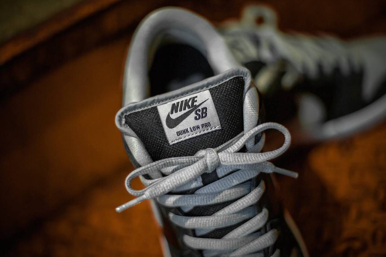 【スニダンで購入可】NIKE SB DUNK LOW "SHADOW" 5枚目