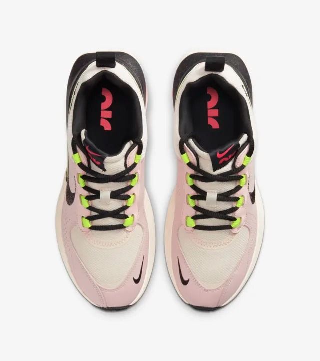 ナイキ ウィメンズ  エアマックス ベローナ "グアバ アイス" 4枚目