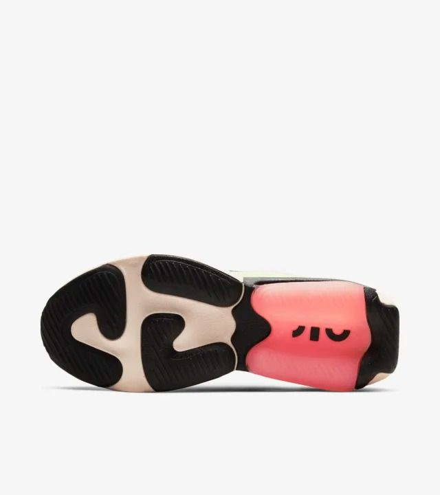 ナイキ ウィメンズ  エアマックス ベローナ "グアバ アイス" 6枚目