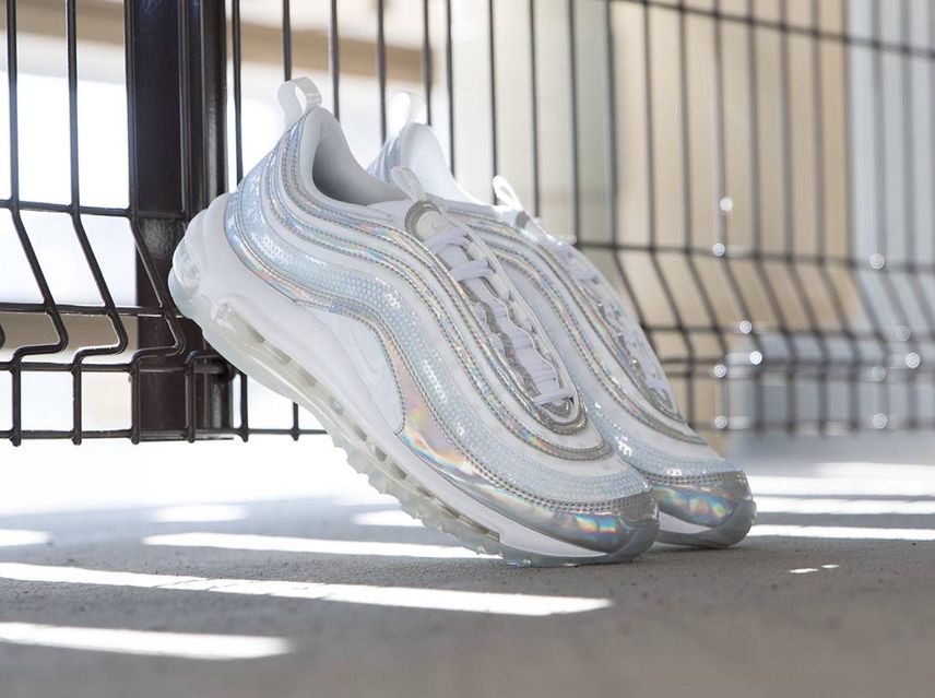 【販売リンクあり】2/28発売 NIKE WMNS AIR MAX 97 PRM "WHITE/IRIDESCENT" 抽選/定価/販売店舗まとめ