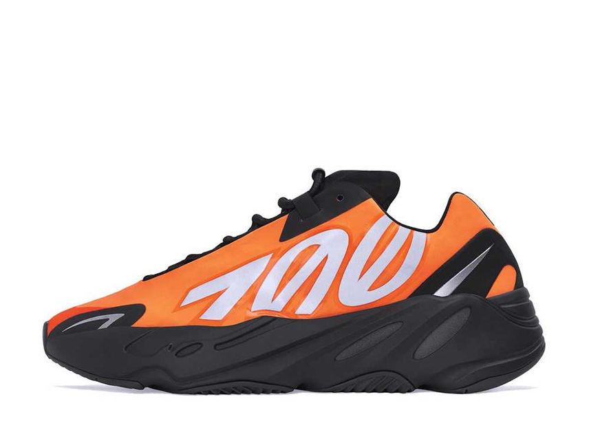 アディダス 700 MNVN "オレンジ"