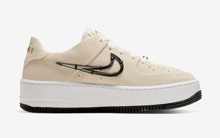  【スニダンで購入可】3/6発売 NIKE WMNS AIR FORCE 1 SAGE LOW LX "LIGHT CREAM/BLACK-METALLIC GOLD-WHITE" 抽選/定価/販売店舗あり 3枚目