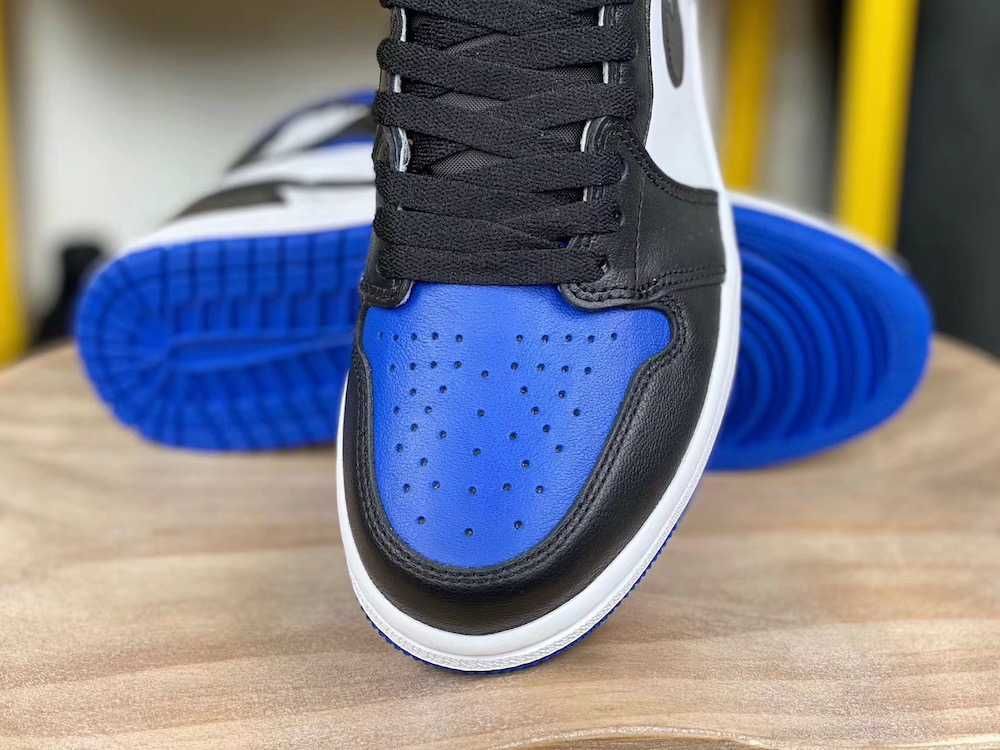 【スニダンで取扱中】 NIKE AIR JORDAN 1 HIGH "ROYAL TOE" 抽選/定価/販売店舗まとめ 19枚目