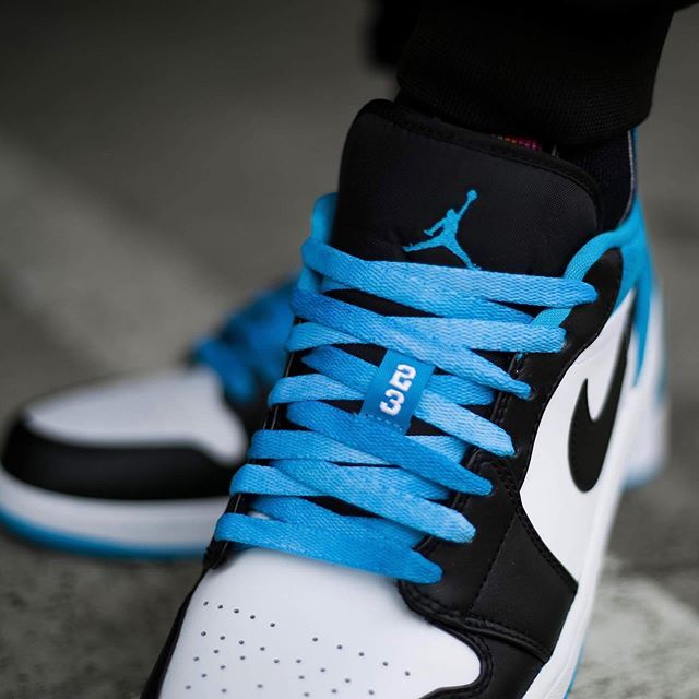 【販売リンクあり】4/1発売 NIKE AIR JORDAN 1 LOW "BLACK/BLACK-LASER-BLUE-WHITE" 抽選/定価/販売店舗まとめ 3枚目