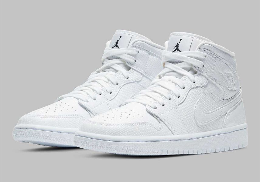 Air jordan top 1 snakeskin womens