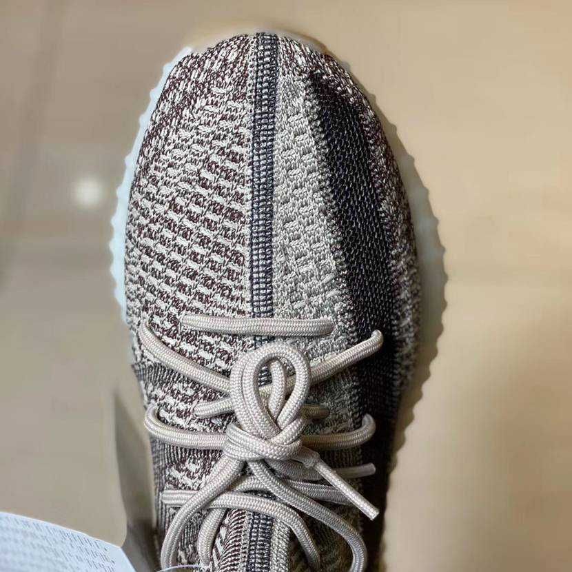 【スニダンで購入可】ADIDAS YEEZY BOOST 350 V2 "ZYON" 抽選/定価/販売店舗まとめ 15枚目