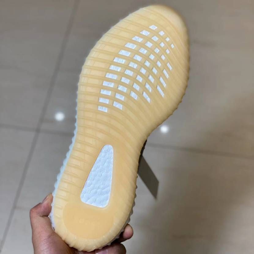 【スニダンで購入可】ADIDAS YEEZY BOOST 350 V2 "ZYON" 抽選/定価/販売店舗まとめ 16枚目