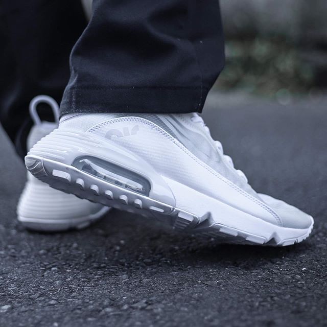 【販売リンクあり】4/9発売 NIKE AIR MAX 2090 3 COLORS 抽選/定価/販売店舗まとめ 3枚目
