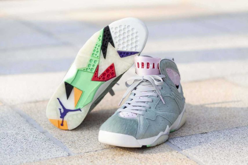 【4/8発売】NIKE AIR JORDAN 7 SE "HARE 2.0" 抽選/定価/販売店舗あり