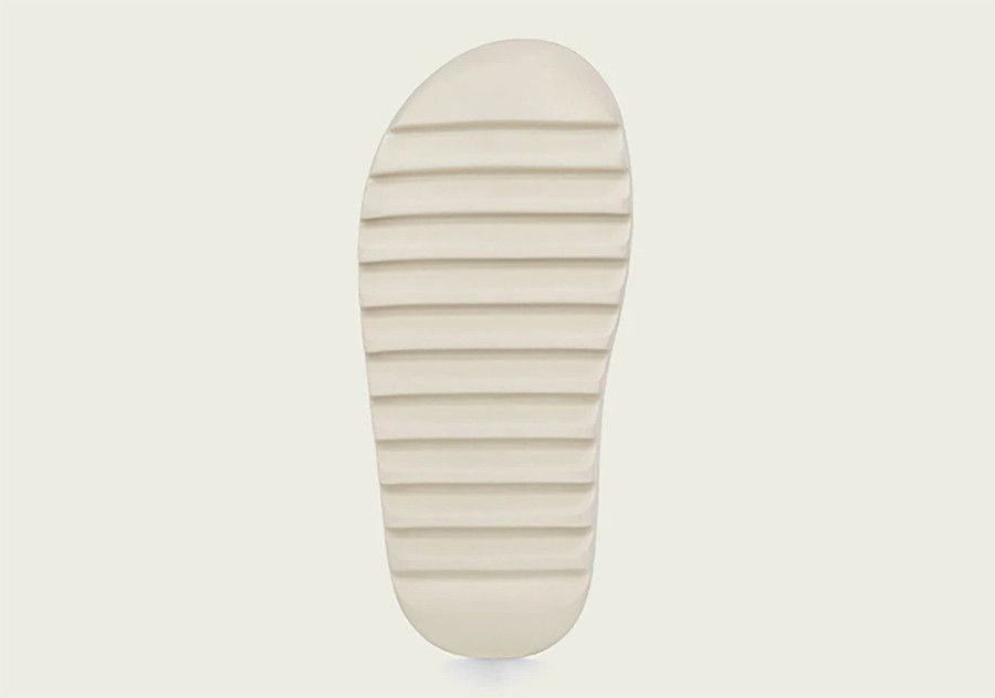【スニダンで購入可】ADIDAS YEEZY SLIDES 抽選/定価/販売店舗まとめ 3枚目