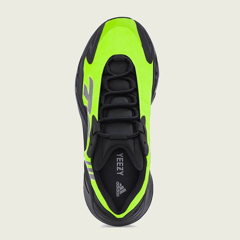 【スニダンで購入可】ADIDAS YEEZY BOOST 700 MNVN "PHOSPHOR" 抽選/定価/販売店舗まとめ 2枚目