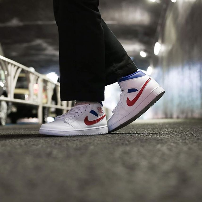 Nike Women's Air Jordan 1 Mid Nike Women's Air Jordan 1 Mid