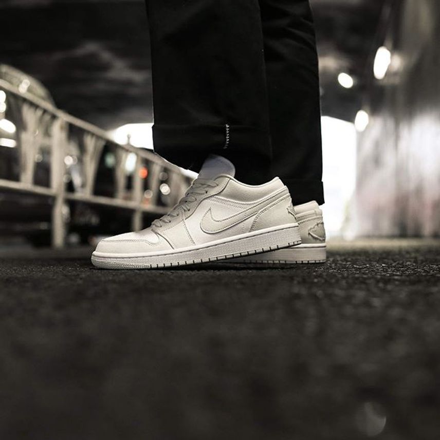 【販売リンクあり】4/26発売 NIKE WMNS AIR JORDAN 1 LOW "SPRUCE AURA" 抽選/定価/販売店舗まとめ