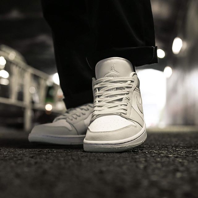 【販売リンクあり】4/26発売 NIKE WMNS AIR JORDAN 1 LOW "SPRUCE AURA" 抽選/定価/販売店舗まとめ 2枚目