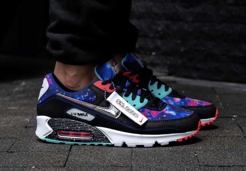 美品】NIKE AIR MAX 90 'SUPERNOVA 30cm 美品】NIKE AIR MAX 90 'SUPERNOVA 30cm