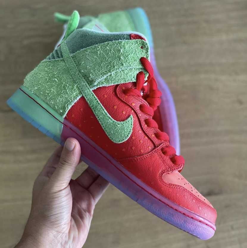 【スニダンで購入可】10/30発売 Nike SB Dunk High "Strawberry Cough" 抽選/定価/販売店舗まとめ 15枚目
