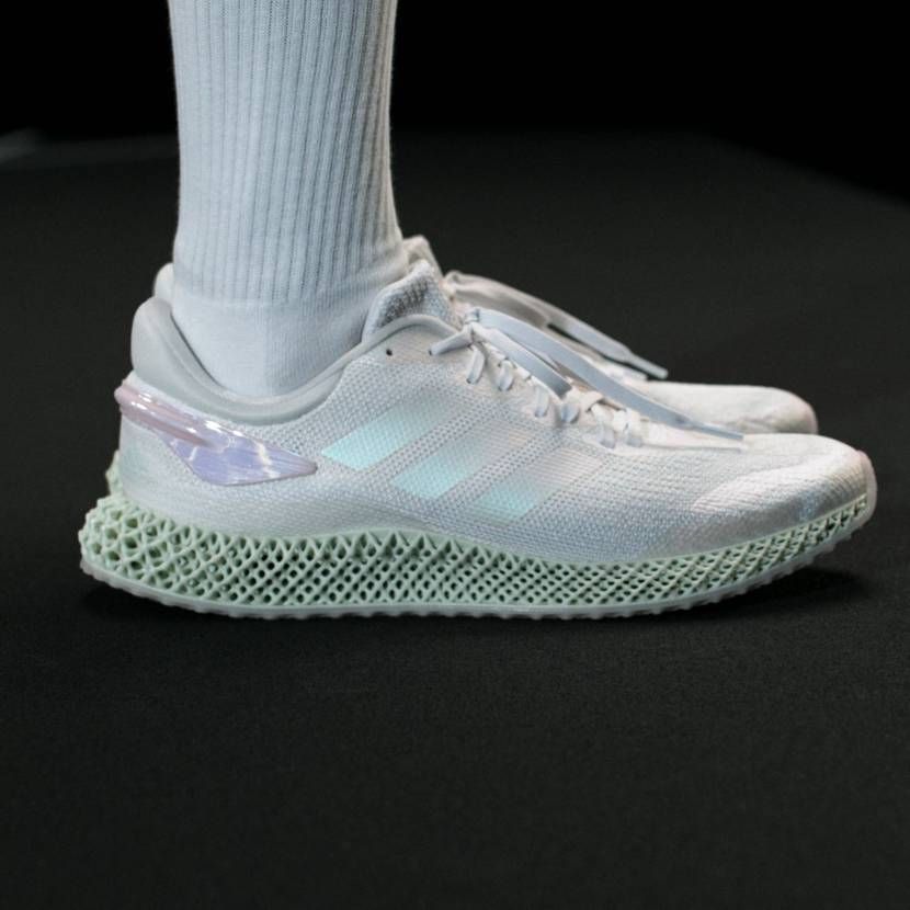 【販売リンクあり】5/8発売 ADIDAS 4D 1.0 RUN "WHITE" 抽選/定価/販売店舗まとめ