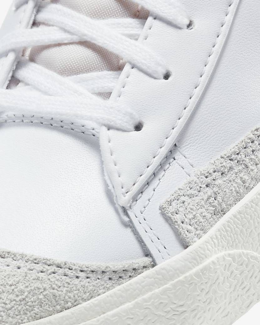 【スニダンで購入可】5/20発売 NIKE BLAZER MID '77 VINTAGE "WHITE/SAIL/VONTAGE PORPLE" 抽選/定価販売店舗まとめ 11枚目