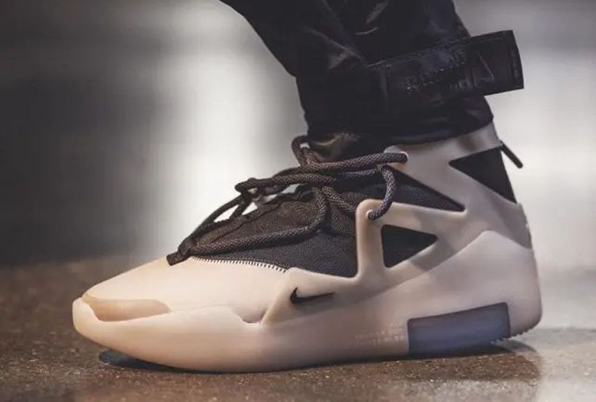 【販売リンクあり】6/28発売 FEAR OF GOD × NIKE AIR FEAR OF GOD 1 "STRING" 抽選/定価/販売店舗まとめ