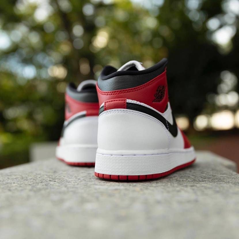 【販売リンクあり】7/1発売 NIKE AIR JORDAN 1 MID GS "GYM RED" 抽選/定価/販売店舗まとめ 6枚目