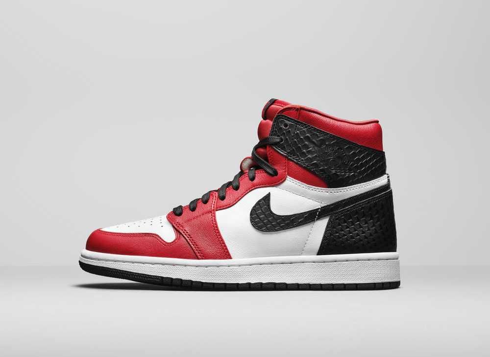 【8/15発売】NIKE WMNS AIR JORDAN 1 HIGH OG SATIN SNAKE 抽選/定価/販売店舗まとめ