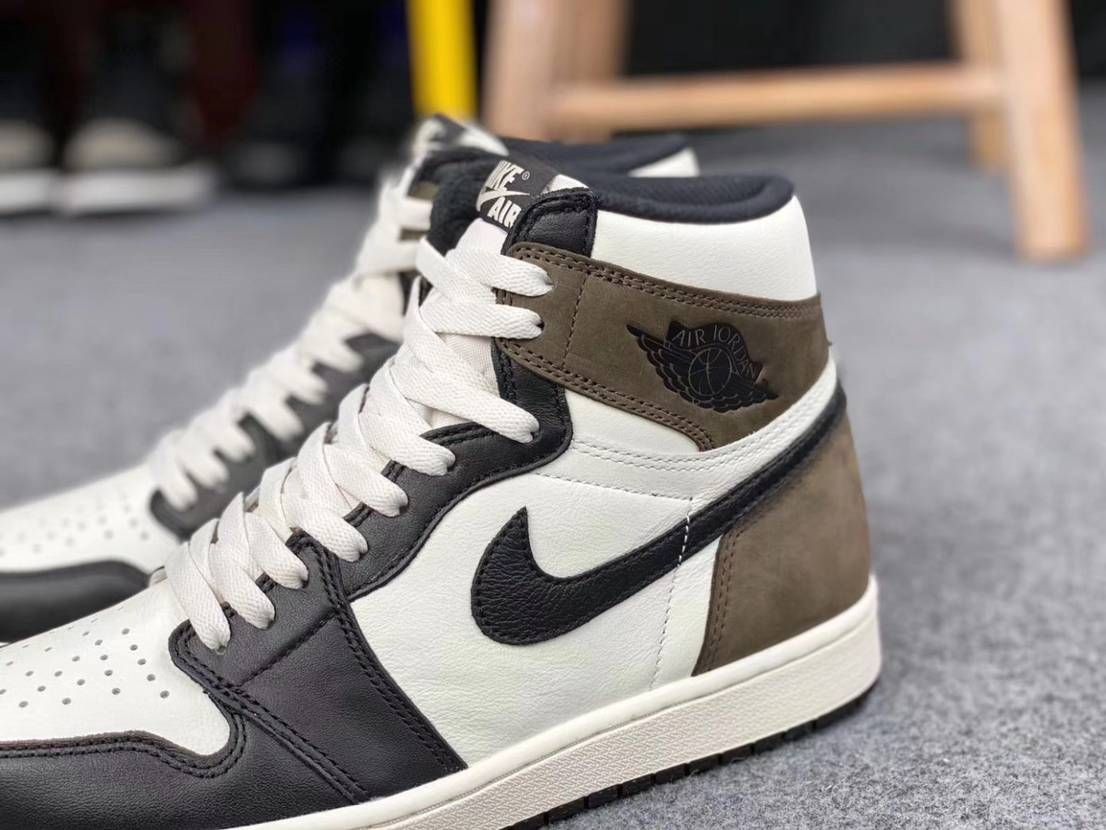 【スニダンで購入可】NIKE AIR JORDAN 1 HIGH OG SAIL/DARK MOCHA-BLACK 抽選/定価 /販売店舗まとめ 27枚目