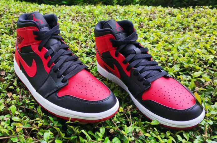 【海外10/13発売】NIKE AIR JORDAN 1 MID "BRED" 抽選/定価/販売店舗まとめ 9枚目