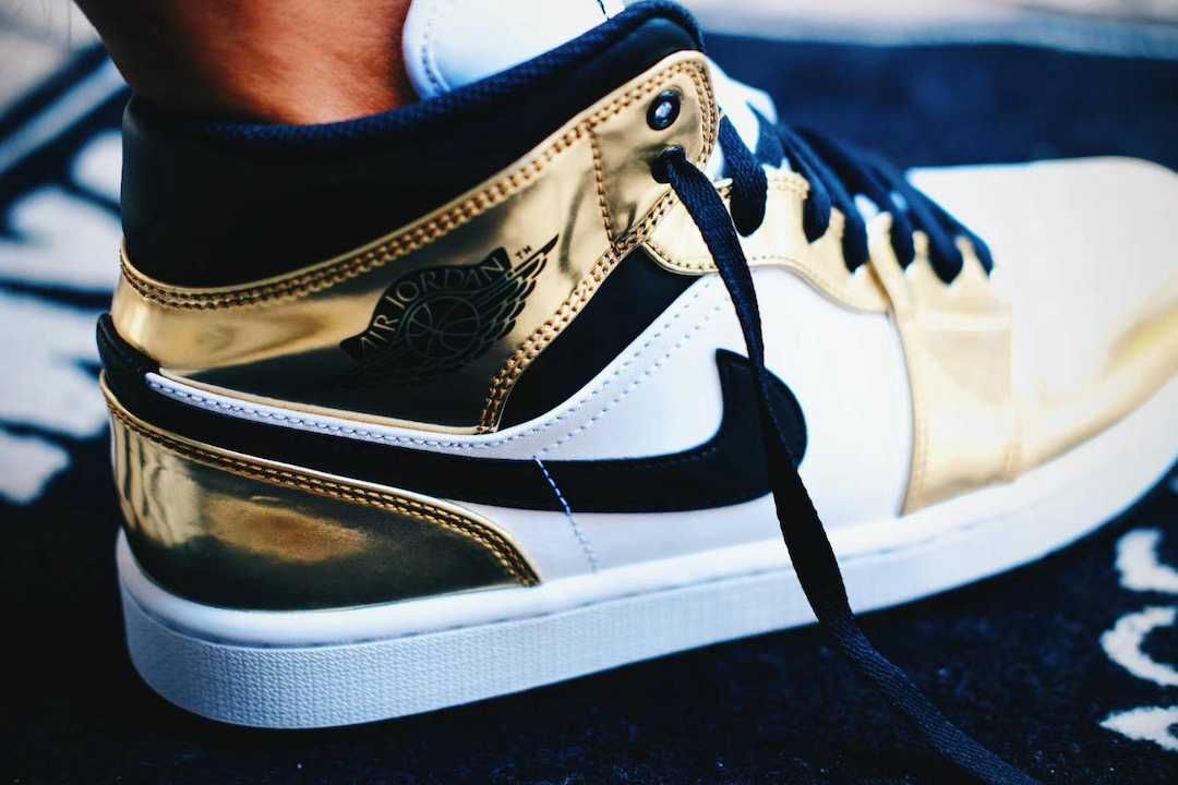 【11/13発売】NIKE AIR JORDAN 1 MID SE "METALLIC GOLD" 抽選/定価/販売店舗まとめ 10枚目