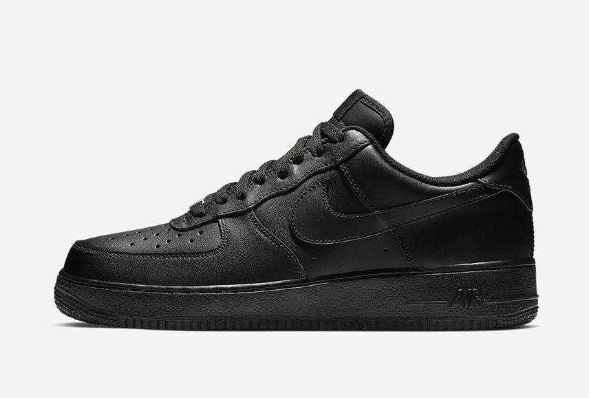 未使用 NIKE AIR FORCE 1 LOW '07 スニーカー