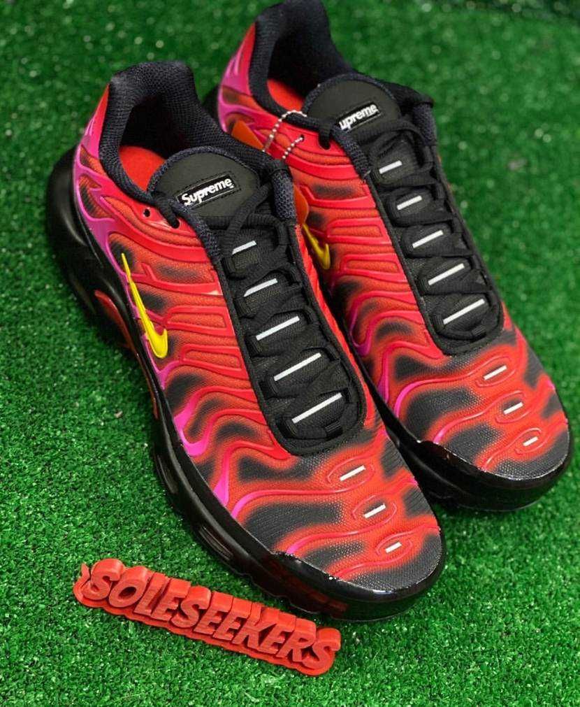 【スニダンで購入可】SUPREME × NIKE AIR MAX PLUS 3COLORS 抽選/定価/販売店舗まとめ 16枚目
