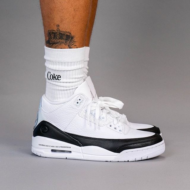 【スニダンで購入可】FRAGMENT ×  NIKE AIR JORDAN 3 "WHITE/BLACK" 抽選/定価/販売店舗まとめ 14枚目
