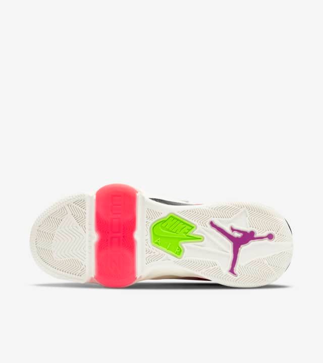 【販売リンクあり】9/10発売 NIKE WMNS AIR JORDAN ZOOM 92 "SAIL" 抽選/定価/販売店舗まとめ 8枚目