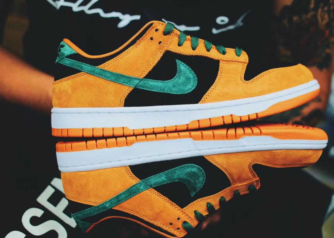 【2020年秋復刻】NIKE DUNK LOW SP "CARMIC / UGLY DUCKLING PACK" 抽選/定価/販売店舗まとめ