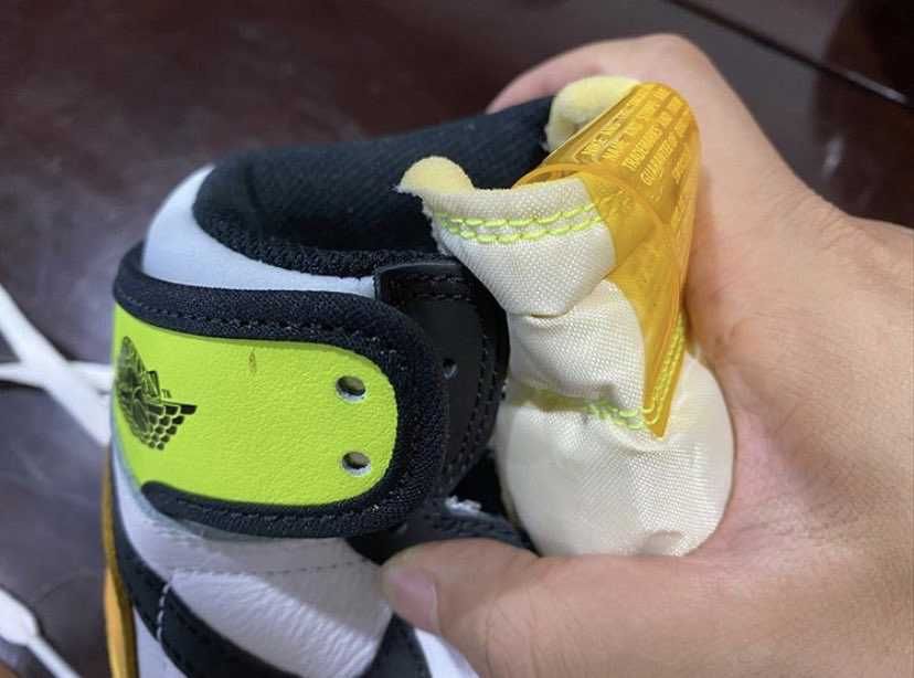 【スニダンで購入可】NIKE AIR JORDAN 1 HIGH OG "VOLT GOLD" 抽選/定価 /販売店舗まとめ 20枚目