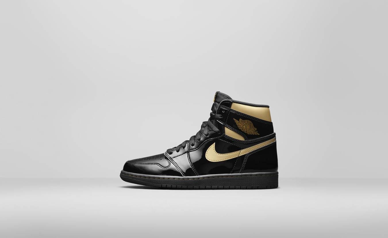 【11/30発売】NIKE AIR JORDAN1 HIGH OG "BLACK/BLACK-METALLIC-GOLD" 抽選/定価/販売店舗まとめ