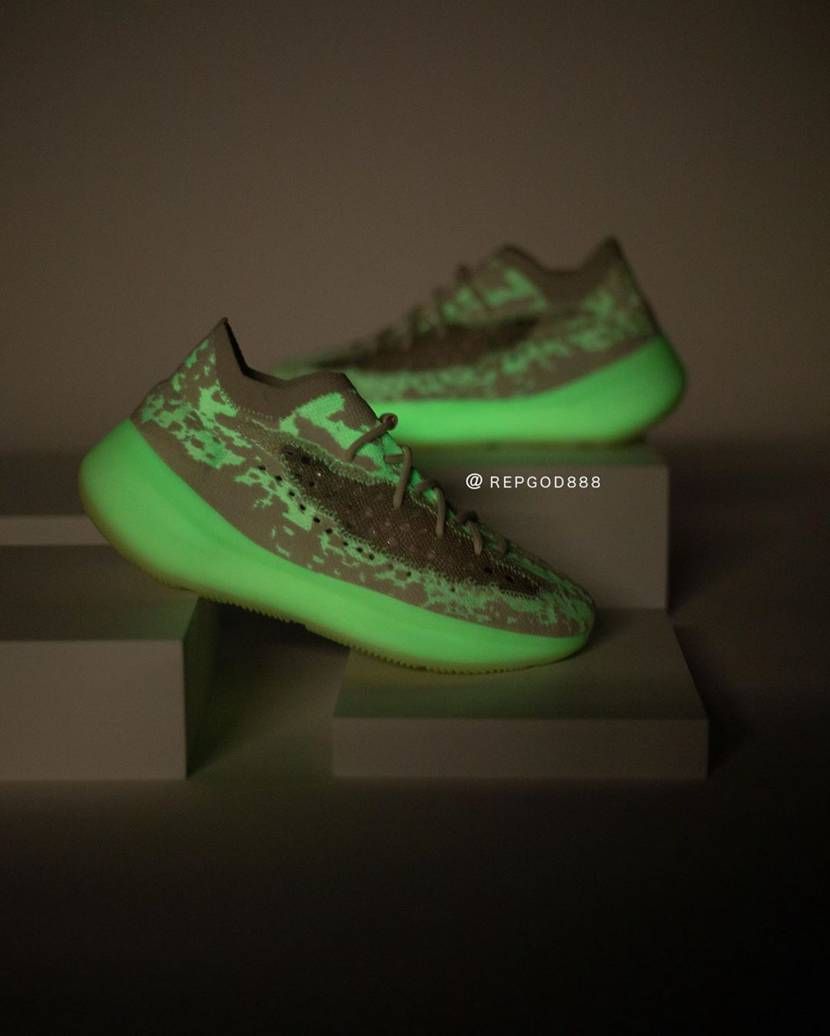 【スニダンで購入可】ADIDAS YEEZY BOOST 380 HYLITE GLOW & CALCITE GLOW 抽選/定価/販売店舗まとめ 5枚目