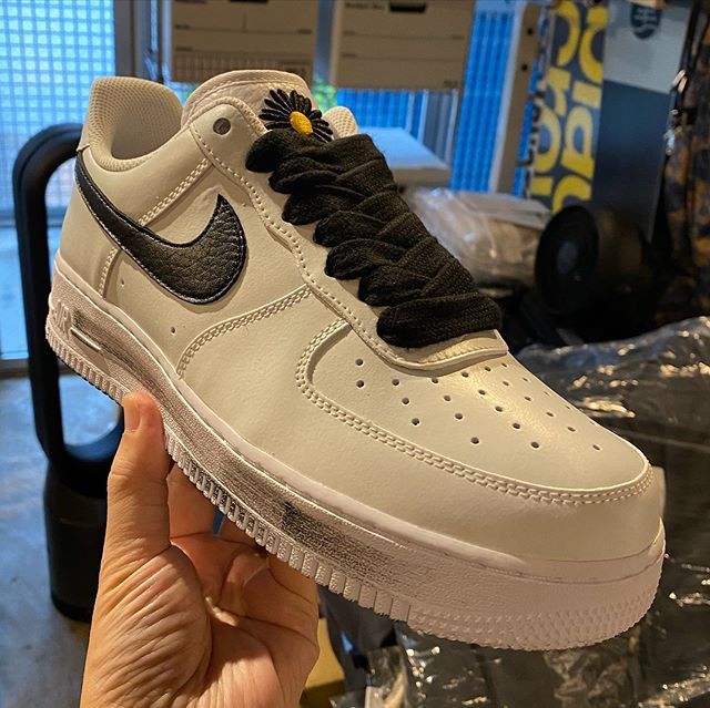 【11/25発売】PEACEMINUSONE × NIKE AIR FORCE 1 "PARA NOISE WHITE/BLACK" 抽選/定価/販売店舗まとめ