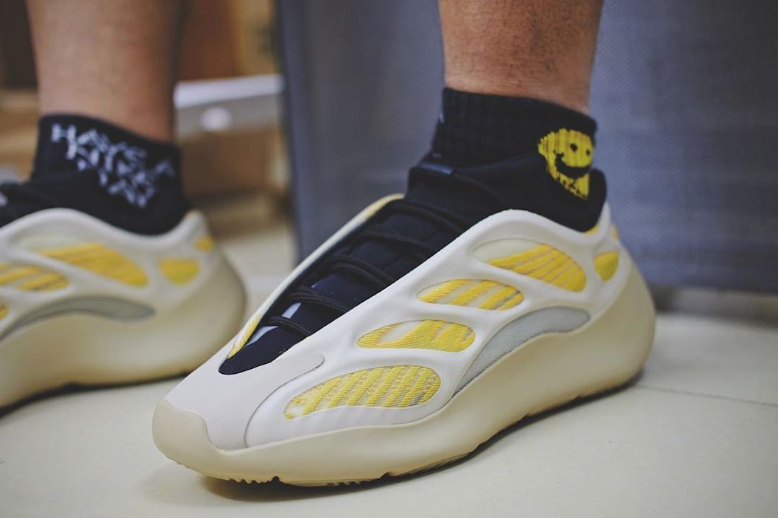 【スニダンで購入可】11/14発売 ADIDAS YEEZY 700 V3 ”SAFFLOWER” 抽選/定価/販売店舗まとめ 5枚目