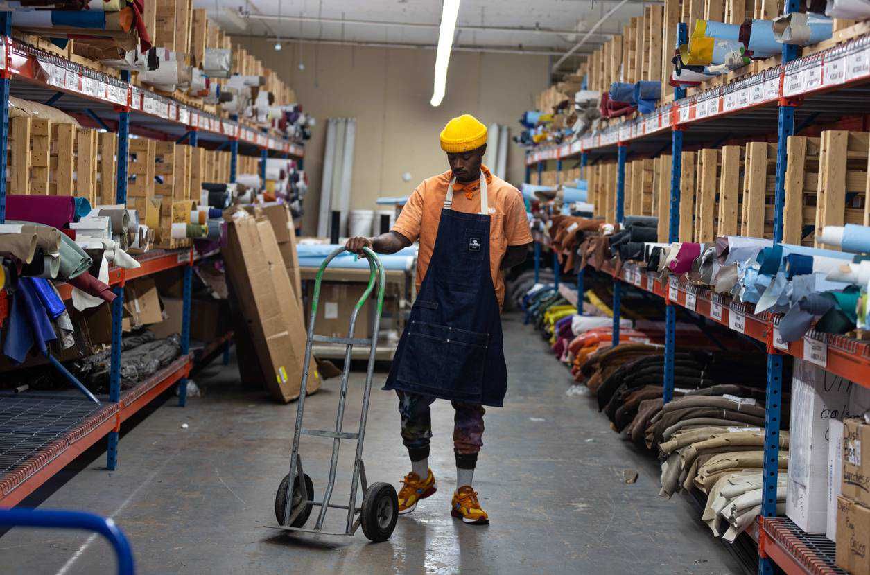 【スニダンで購入可】SALEHE BEMBURY × NEW BALANCE "2002R" 抽選/定価/販売店舗まとめ 2枚目