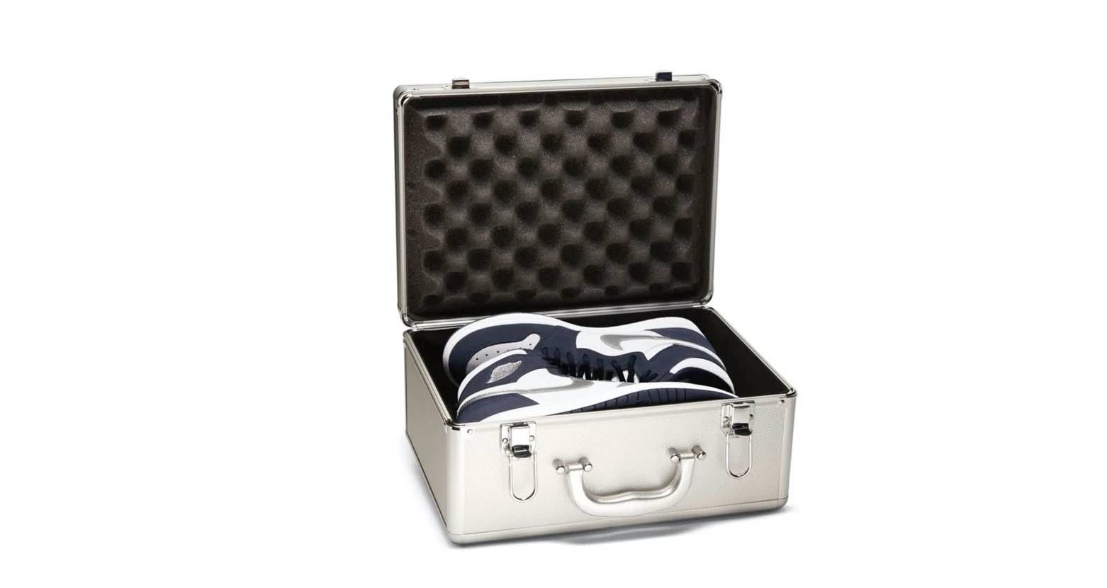 【スニダンで購入可】NIKE AIR JORDAN 1 HIGH OG CO.JP "MIDNIGHT NAVY" 抽選/定価/販売店舗まとめ  4枚目