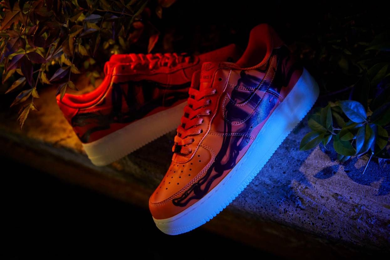 【スニダンで購入可】NIKE AIR FORCE 1 "ORANGE SKELTON" 抽選/定価/販売店舗まとめ 2枚目