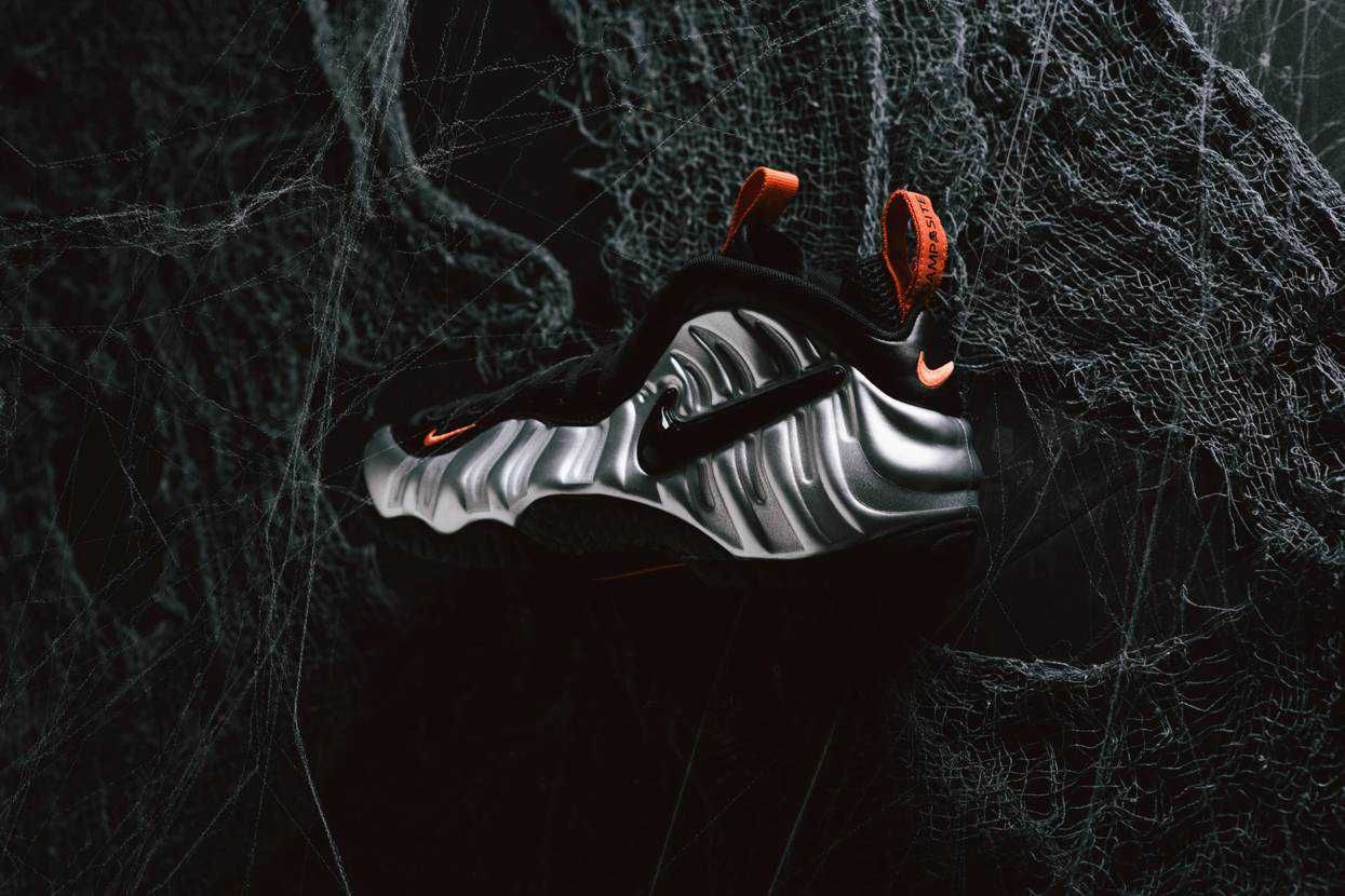 【10/29発売】NIKE AIR FORMPOSITE PRO ”HALLOWEEN” 抽選/定価/販売店舗まとめ 2枚目
