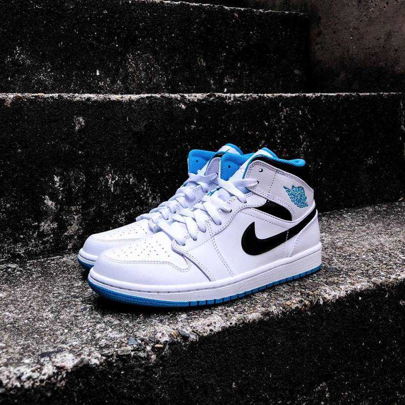 【スニダンで購入可】NIKE AIR JORDAN 1 MID "WHITE/LASER BLUE" 抽選/定価/販売店舗まとめ 2枚目