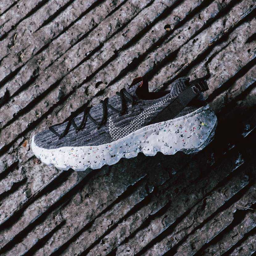 【スニダンで購入可】NIKE SPACE HIPPIE 04 "THIS IS TRASH" "IRON GREY" 抽選/定価/販売店舗まとめ 2枚目